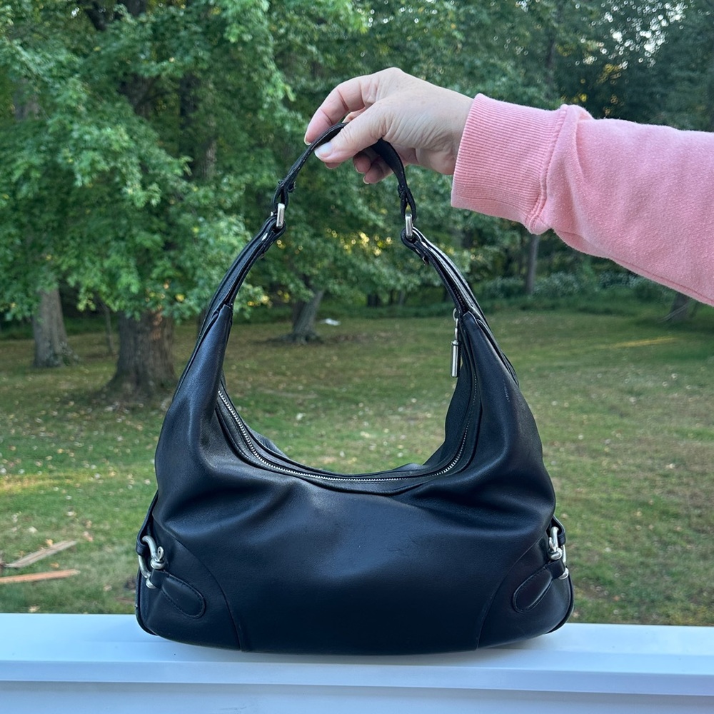 Burberry Black Leather Hobo Bag - Picture 7 of 16